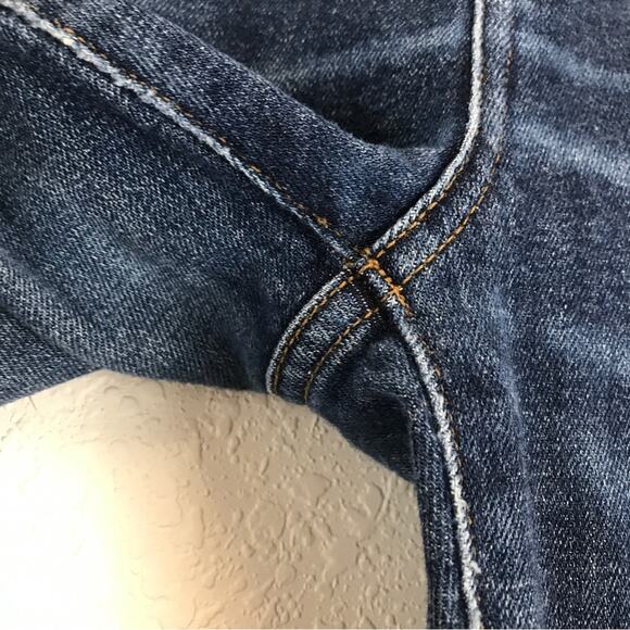 Agolde Sophie Crop Distressed Starwood Raw Hem Torn Knee Made in USA Jeans 29 - Picture 6 of 15